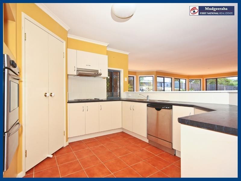 12 Tuena Street, Mudgeeraba QLD 4213