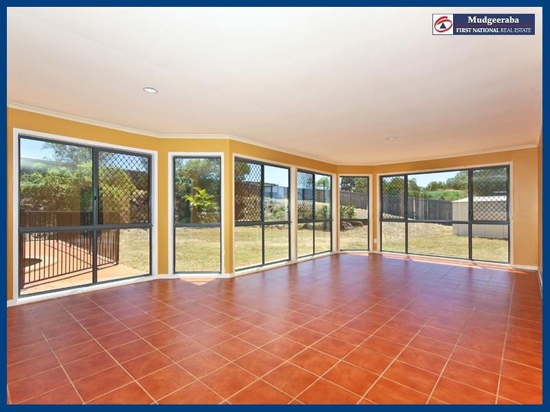 12 Tuena Street, Mudgeeraba QLD 4213
