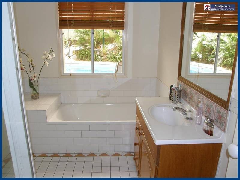 28 Nolan Street, Mudgeeraba QLD 4213