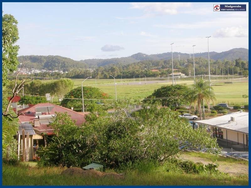 69 Railway Street, Mudgeeraba QLD 4213