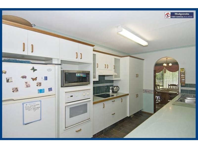 18 Natan Road, Mudgeeraba QLD 4213