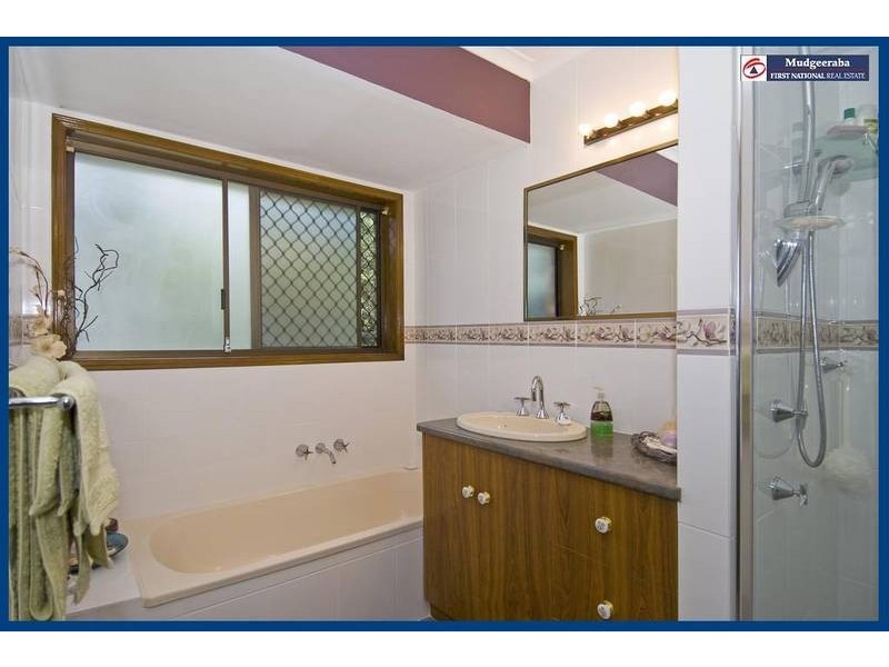 18 Natan Road, Mudgeeraba QLD 4213