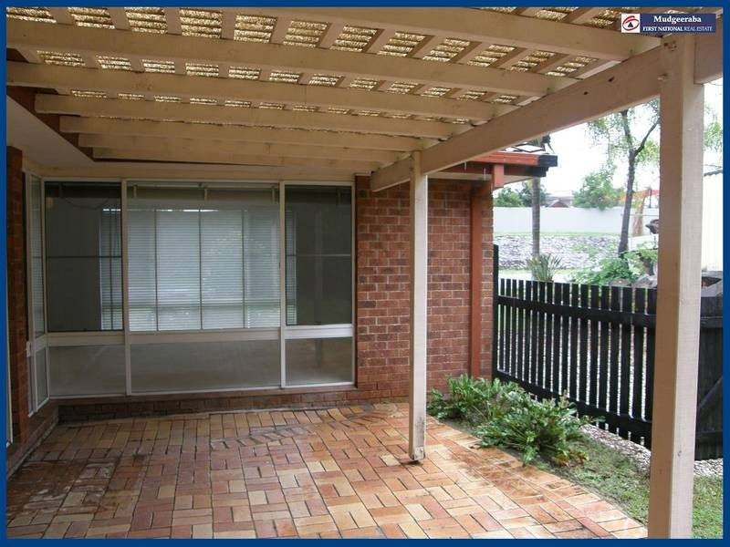 4 Highfield Drive, Merrimac QLD 4226