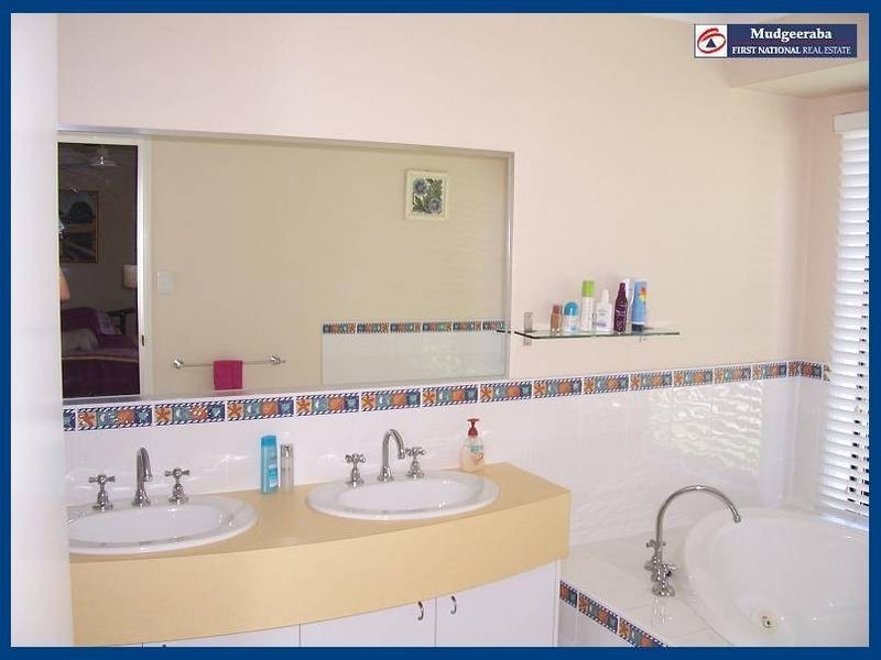 2693 Springbrook Road, Springbrook QLD 4213