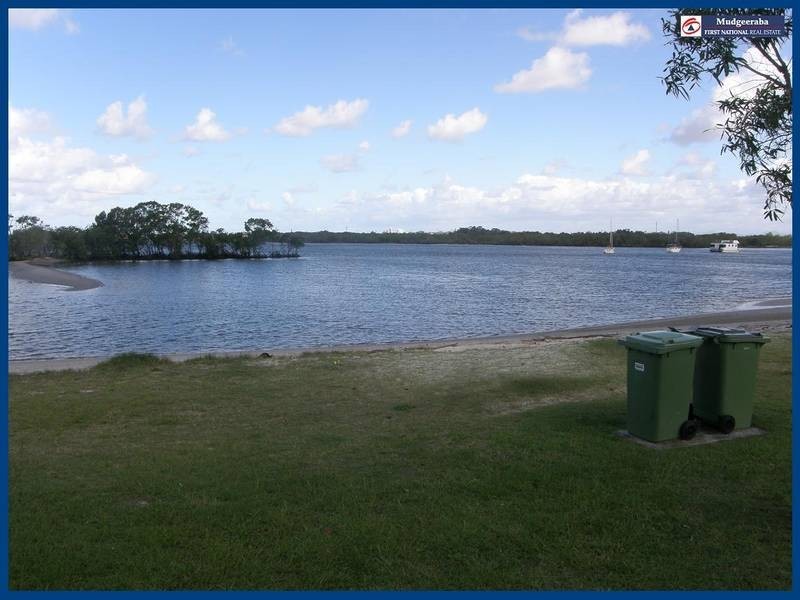 84 Boykambil Esp, N, Hope Island QLD 4212