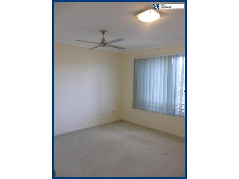 13/2 St Kevins Avenue, Benowa QLD 4217