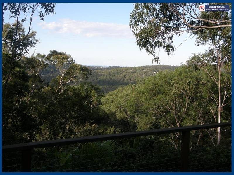 59 Saunders Road, Bonogin QLD 4213