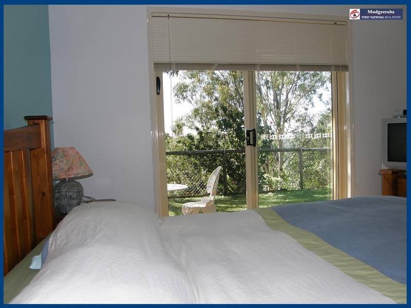 59 Saunders Road, Bonogin QLD 4213