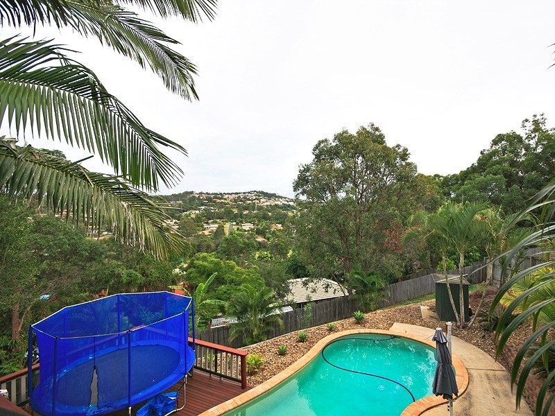 10 Sevenoakes Ct, Worongary QLD 4213