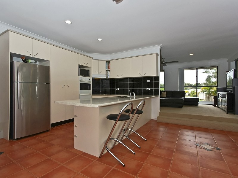 10 Sevenoakes Ct, Worongary QLD 4213