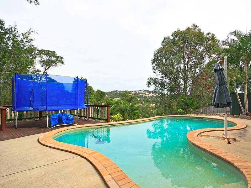 10 Sevenoakes Ct, Worongary QLD 4213