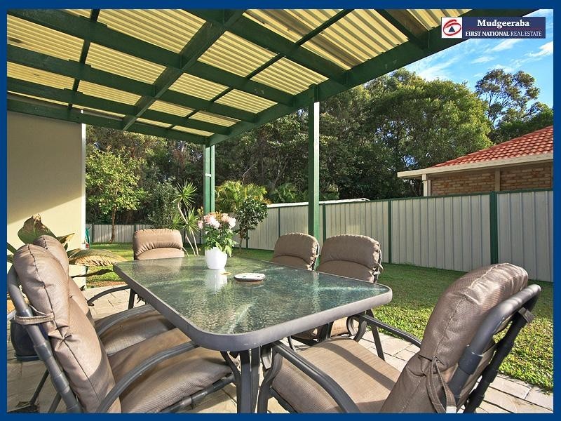 11 Fiddlewood Place, Reedy Creek QLD 4227