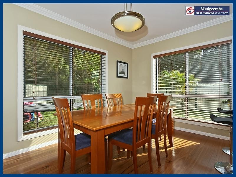 11 Fiddlewood Place, Reedy Creek QLD 4227