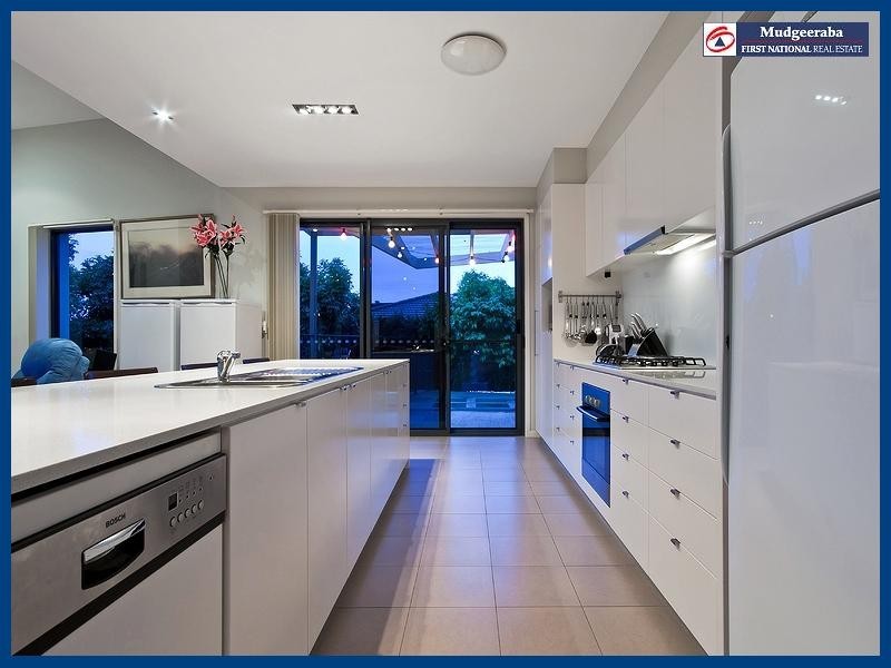 2 Healy Court, Mudgeeraba QLD 4213