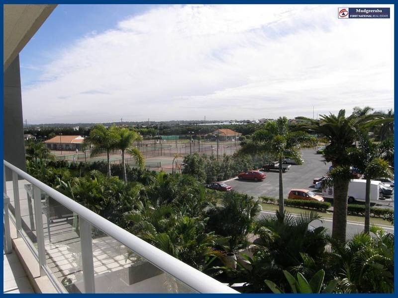 1317/2 Activa Way, Hope Island QLD 4212