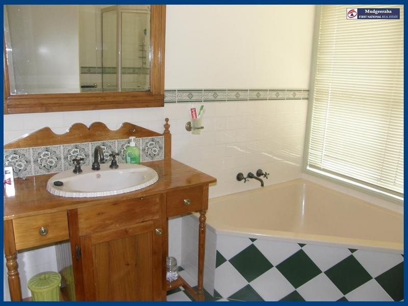 26 Charles Kurz, Worongary QLD 4213