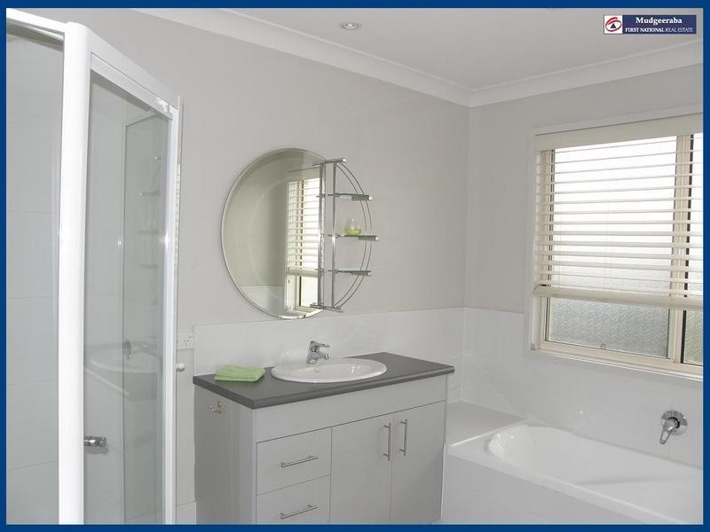 Highland Park QLD 4211