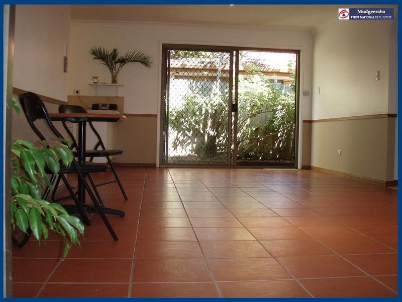 2/7 Shrike Court, Burleigh Waters QLD 4220