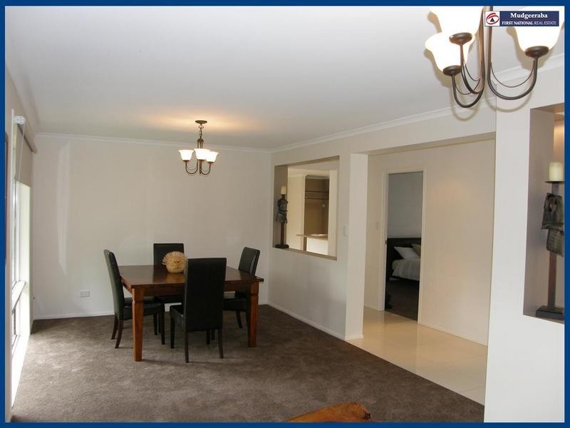 6 Fiddlewood Place, Reedy Creek QLD 4227