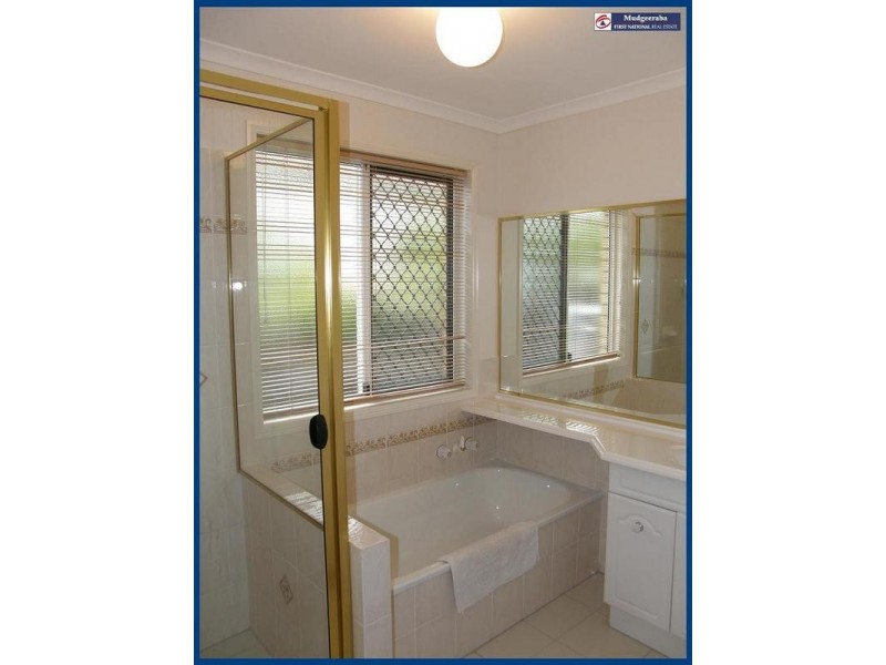 6 Fiddlewood Place, Reedy Creek QLD 4227