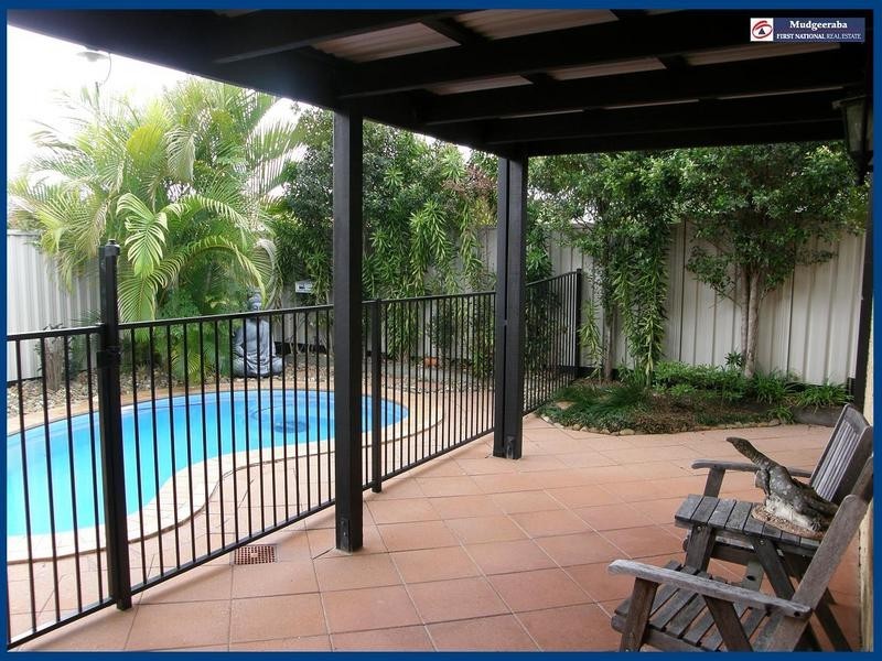 6 Fiddlewood Place, Reedy Creek QLD 4227