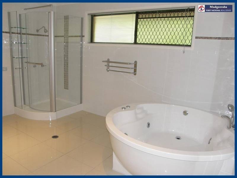 9 Amulla Court, Mudgeeraba QLD 4213