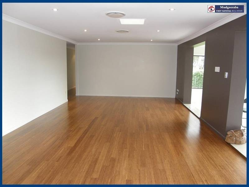 9 Amulla Court, Mudgeeraba QLD 4213