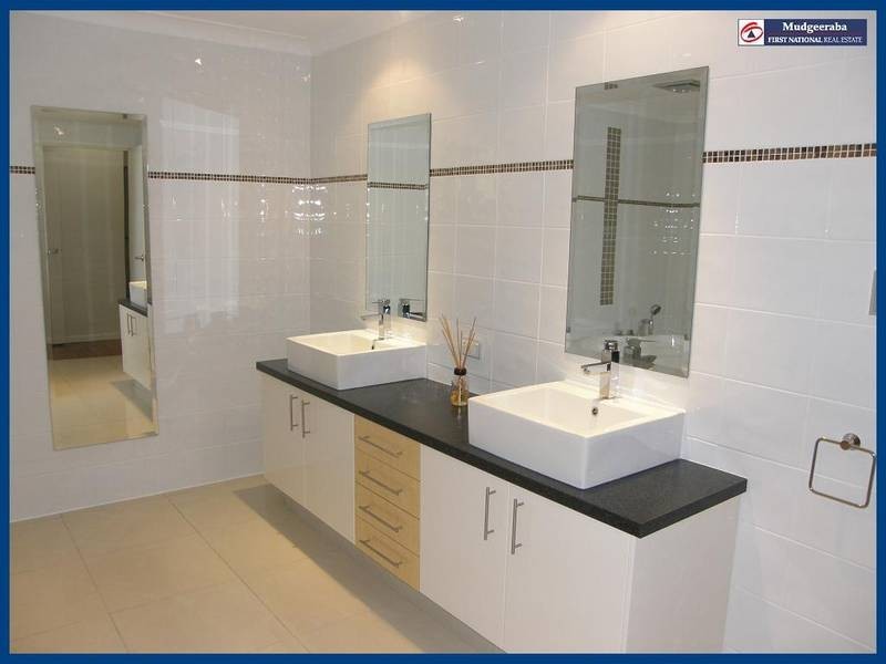 9 Amulla Court, Mudgeeraba QLD 4213