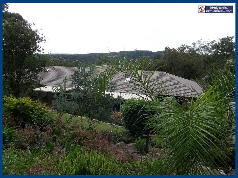 9 Amulla Court, Mudgeeraba QLD 4213