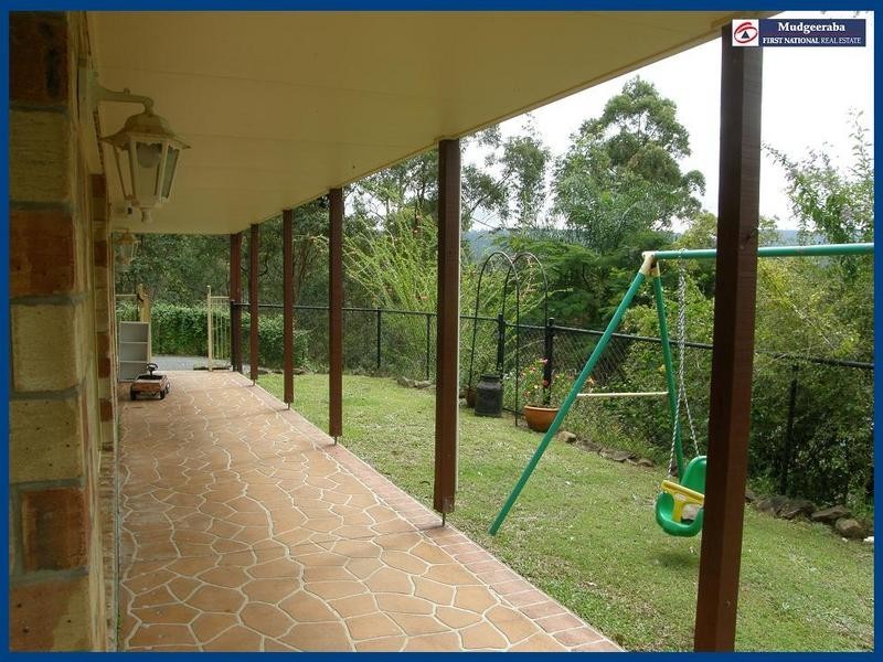 26 Lomatia Court, Bonogin QLD 4213