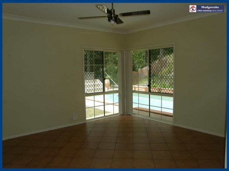 26 Lomatia Court, Bonogin QLD 4213