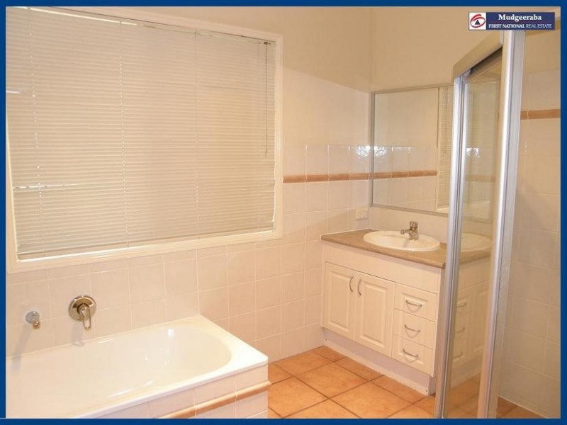 26 Lomatia Court, Bonogin QLD 4213