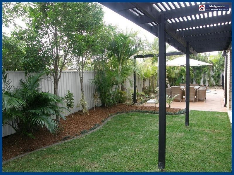 6 Fiddlewood Place, Reedy Creek QLD 4227