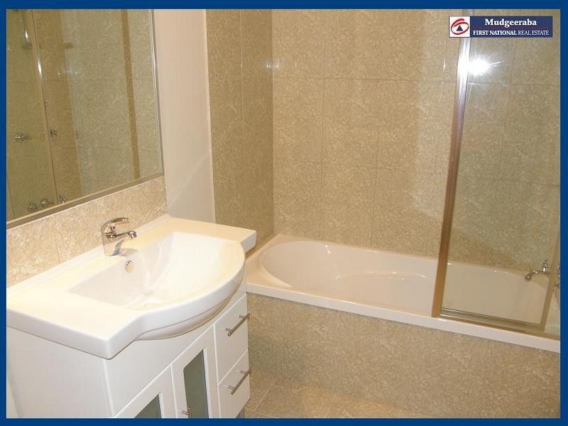 11/23 Bourton Road, Merrimac QLD 4226