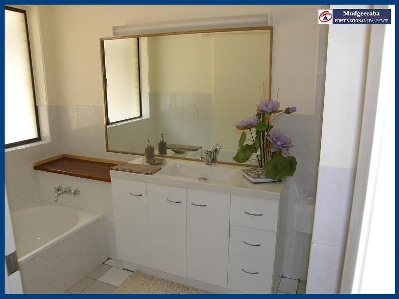 43 Regency Place, Mudgeeraba QLD 4213