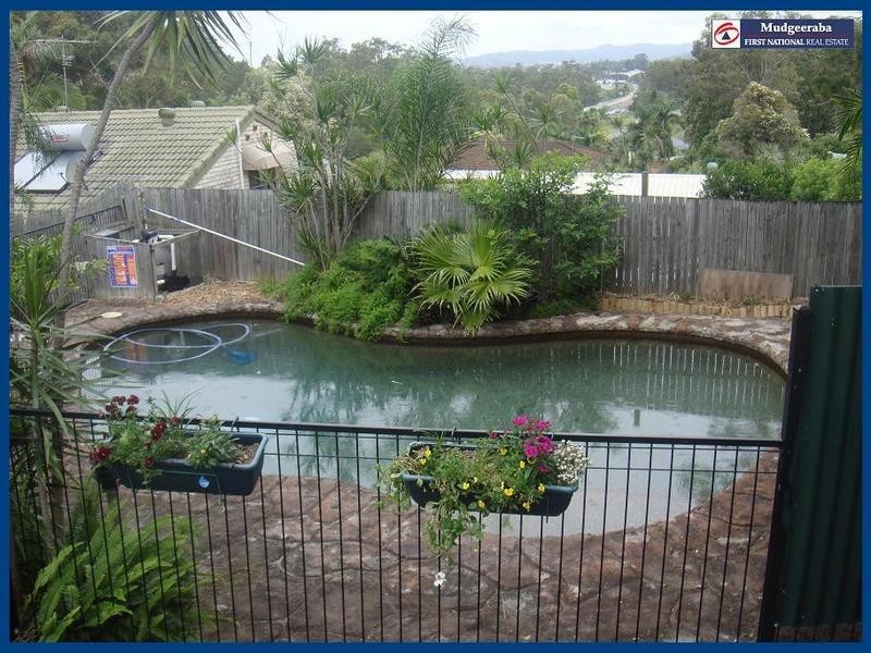 147 Hinkler Drive, Worongary QLD 4213