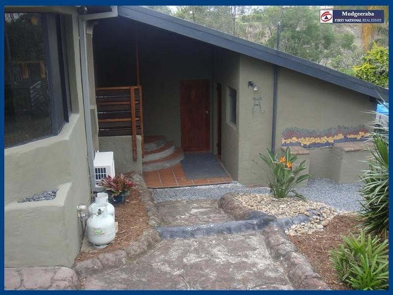 147 Hinkler Drive, Worongary QLD 4213