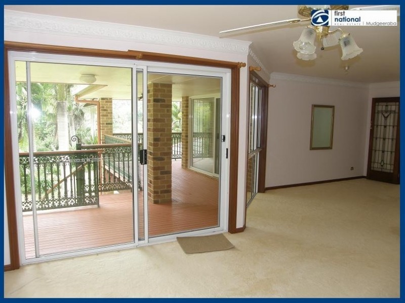 1542 Currumbin Creek Road, Currumbin QLD 4223