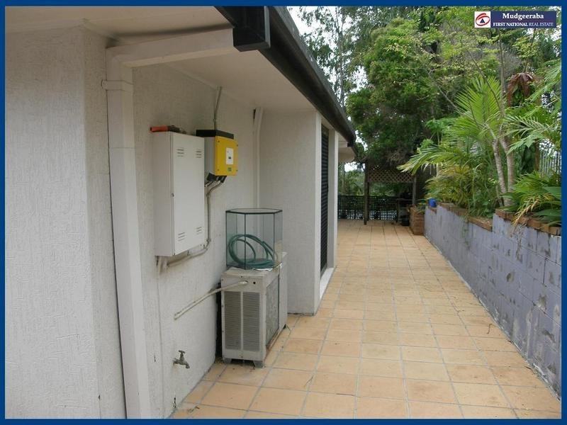 12 Rainbow Drive, Mudgeeraba QLD 4213