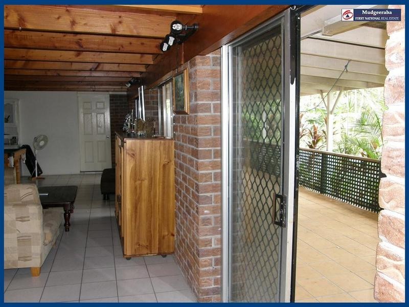 12 Rainbow Drive, Mudgeeraba QLD 4213