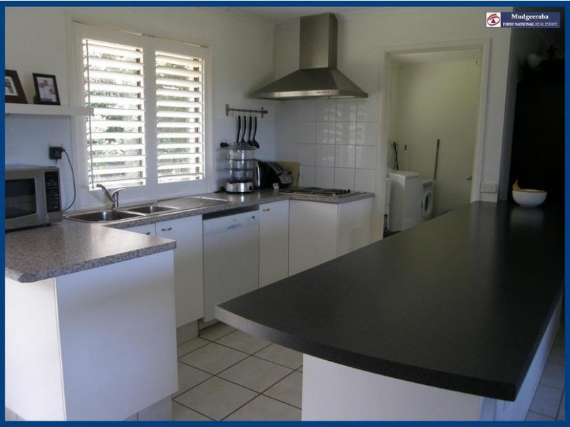 15 Newhaven Cres, Worongary QLD 4213