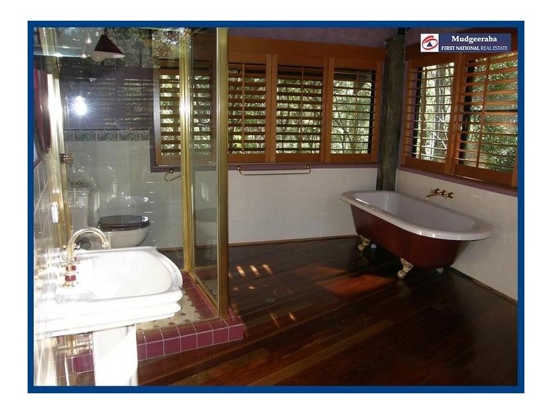 114 Waters Road, Bonogin QLD 4213