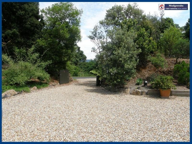 129 Lyrebird Ridge Road, Springbrook QLD 4213