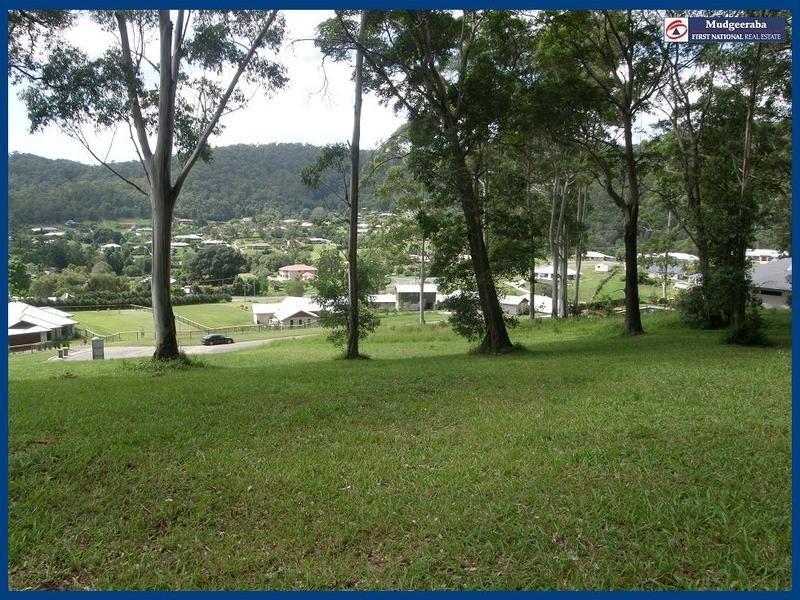 25 Friarbird Crescent, Bonogin QLD 4213