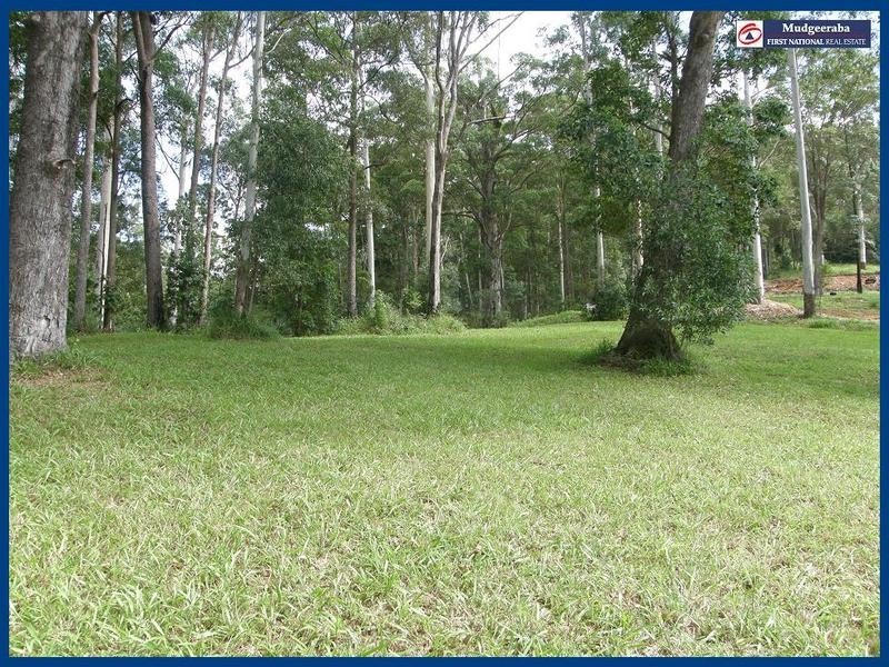 25 Friarbird Crescent, Bonogin QLD 4213