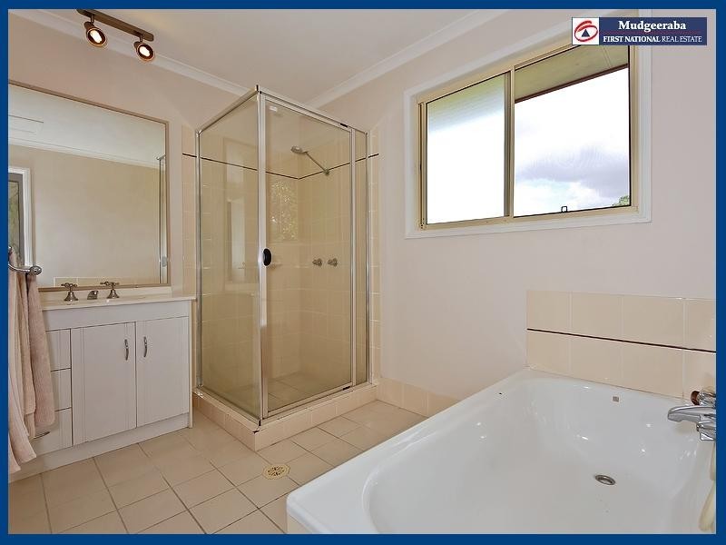 12 Sevenoaks Court, Worongary QLD 4213