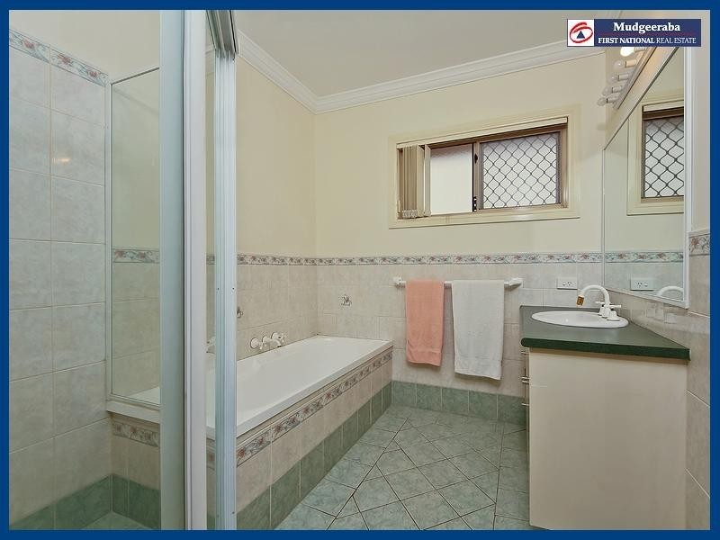 28 Wollemi Ct, Reedy Creek QLD 4227