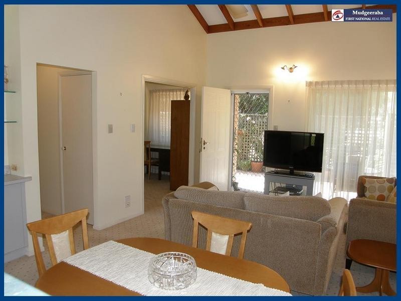 1/37 Old Coach Road, Tallai QLD 4213