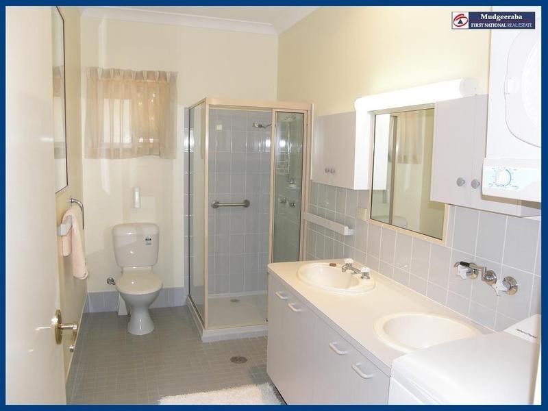 1/37 Old Coach Road, Tallai QLD 4213