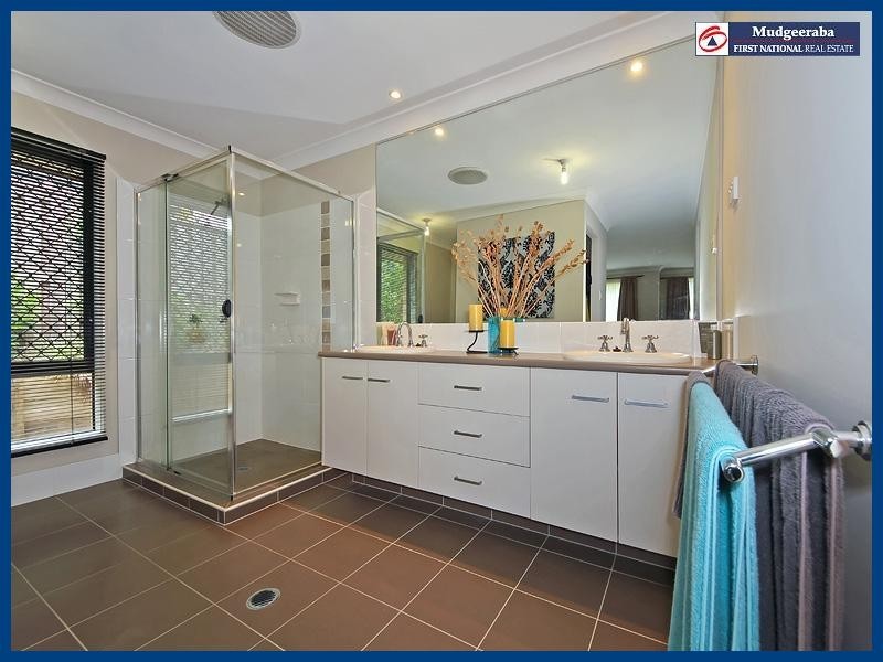 71 Clover Hill Drive, Mudgeeraba QLD 4213